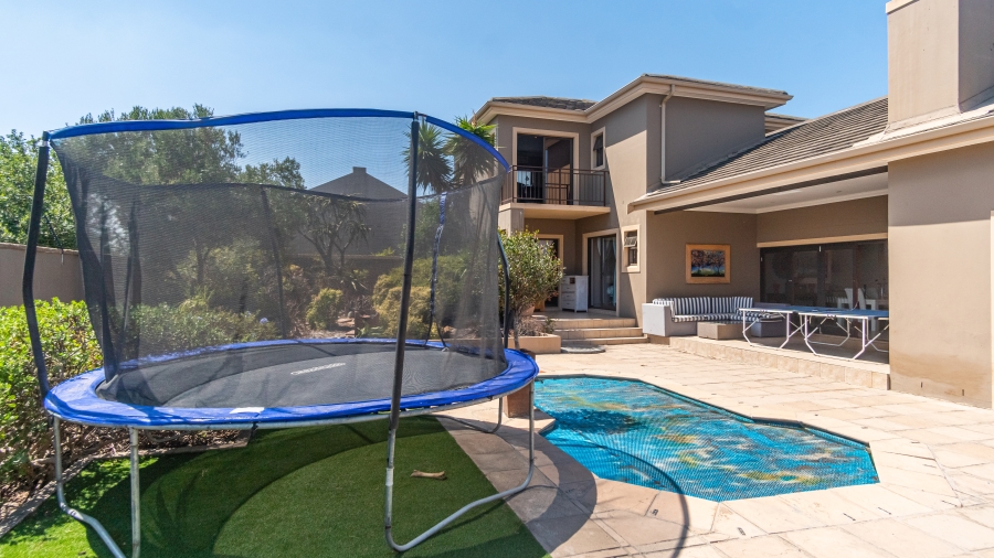 4 Bedroom Property for Sale in Big Bay Western Cape